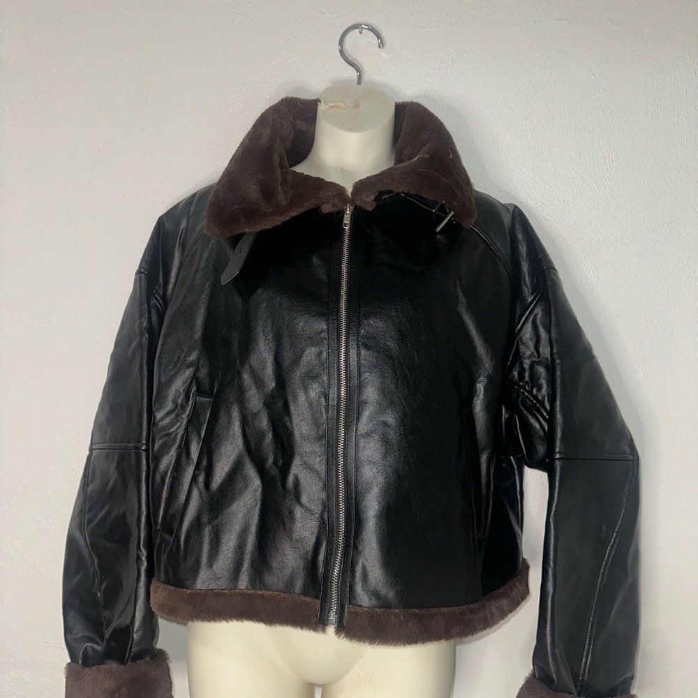 Pretty Little Thing Faux Fur & Leather Cropped Jacket Size 12 NWT